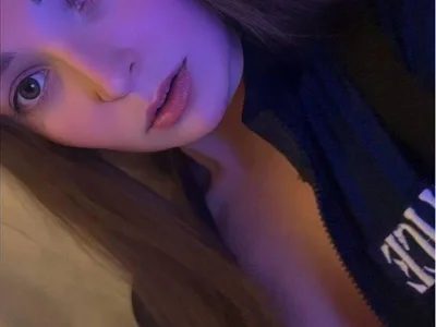 _Barbie_Kiss_ avatar