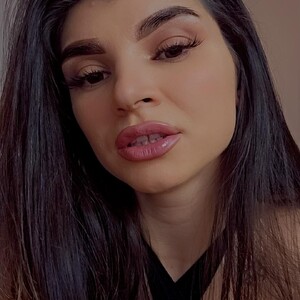 CelineMayersX avatar
