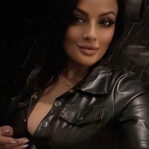 Selena_Vixen avatar