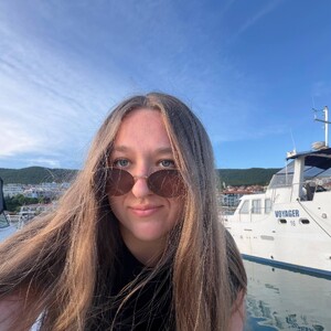 NikaVeira avatar