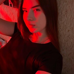 KiraVane avatar