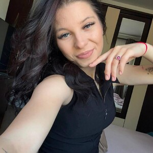KrissBloom avatar